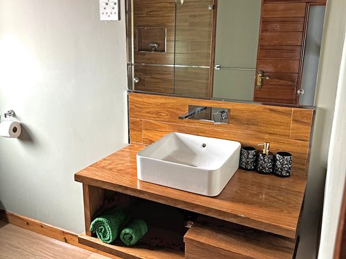 Marbella-Beach-House-(4)